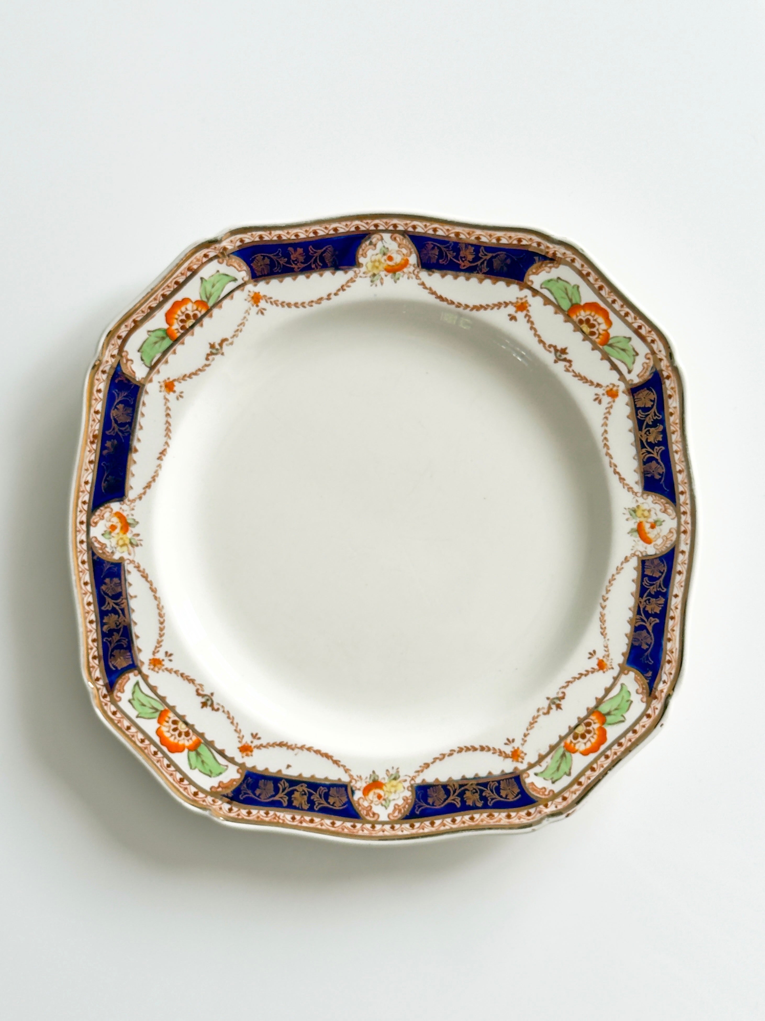 1930s Alfred Meakin Royal Caledonia Imari Plates and Serving Plater