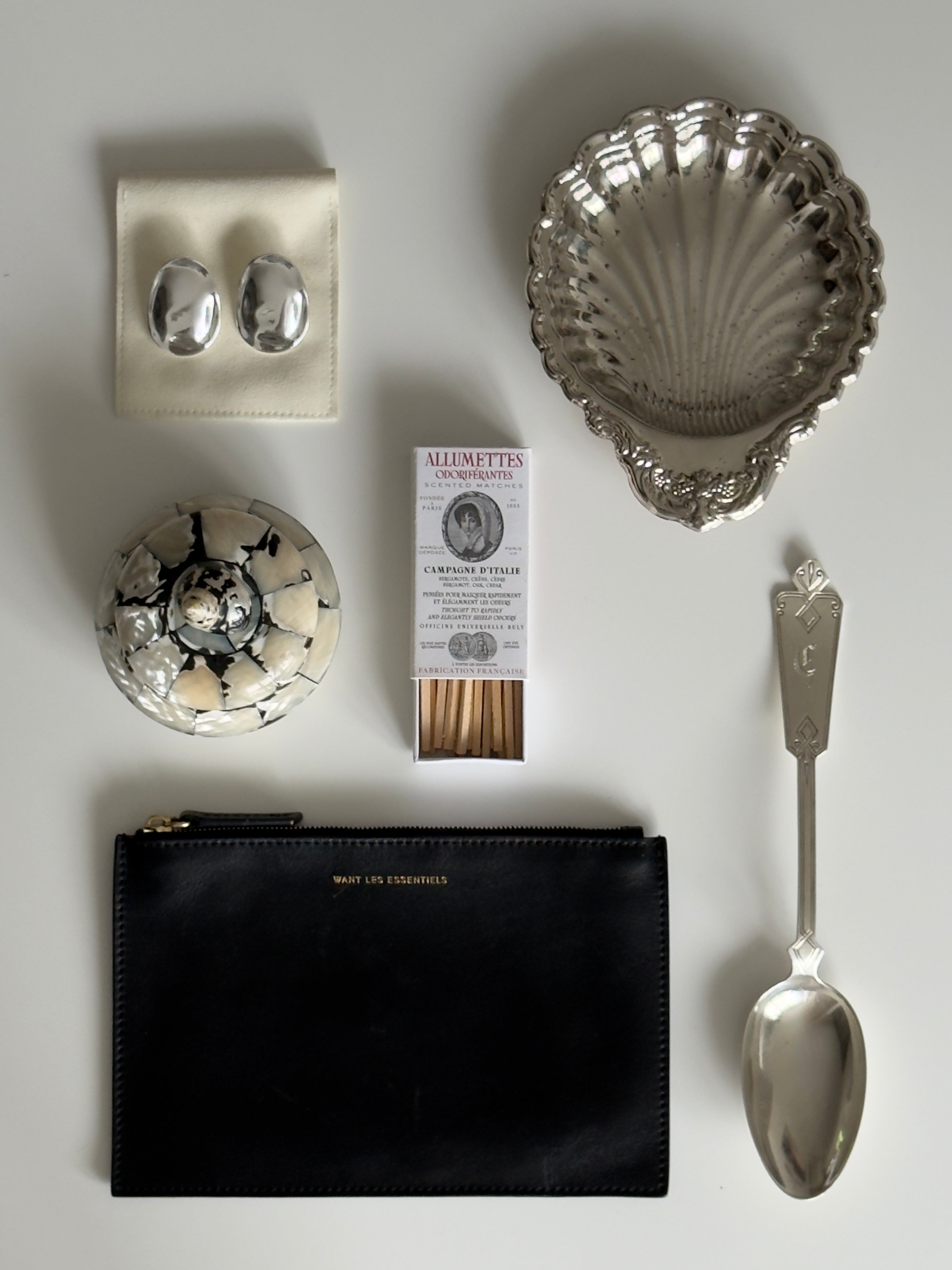 Mother-of-Pearl Seashell Jewelry Box