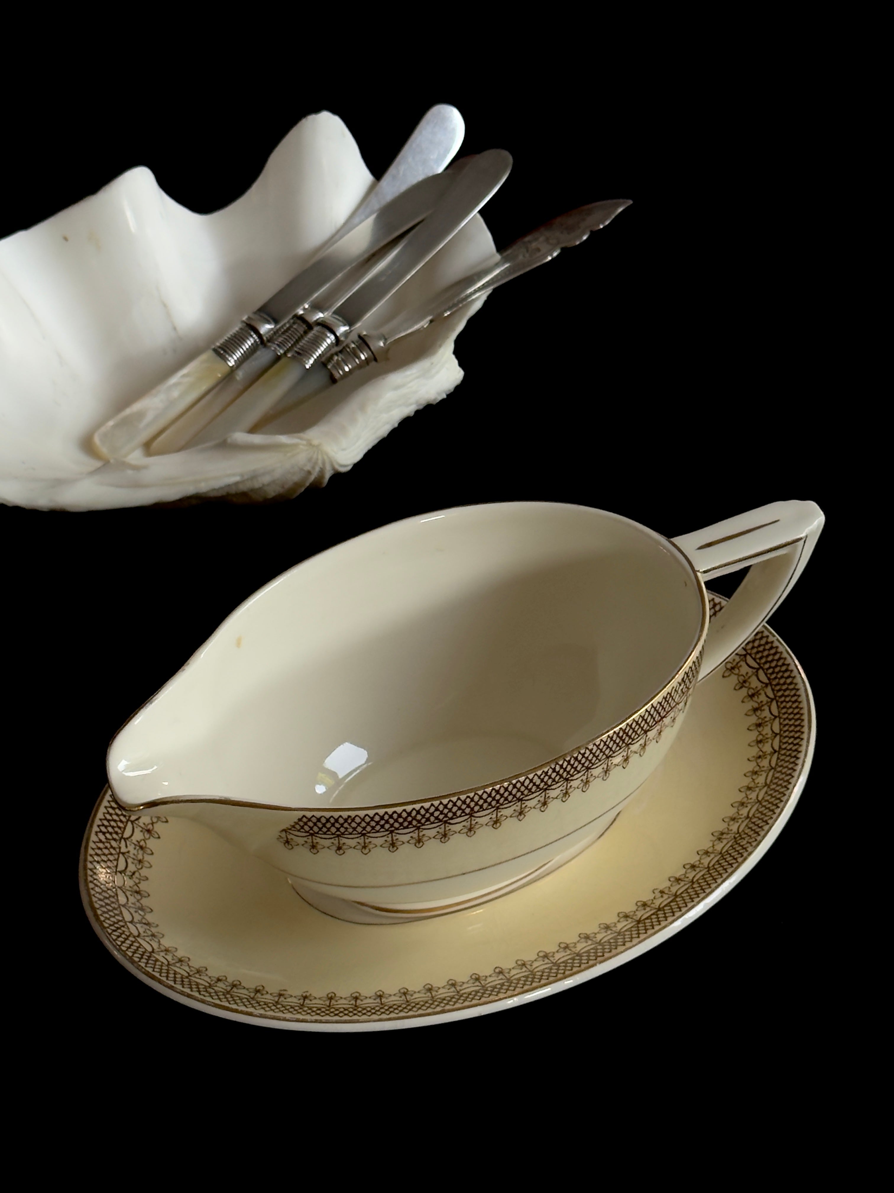 Art Deco Wedgwood & Co. English Gravy Boat & Underplate