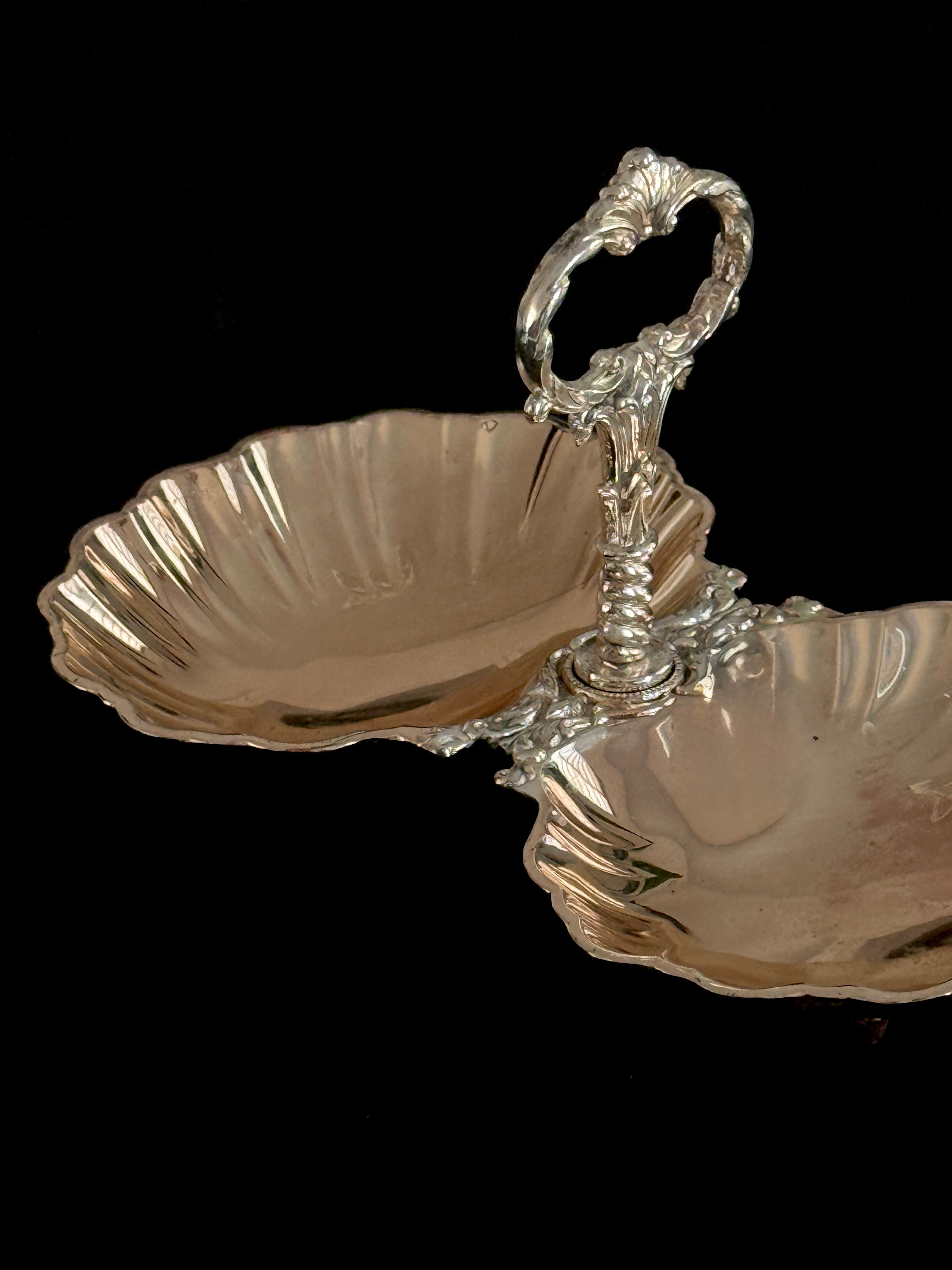Double Shell Serving Dish