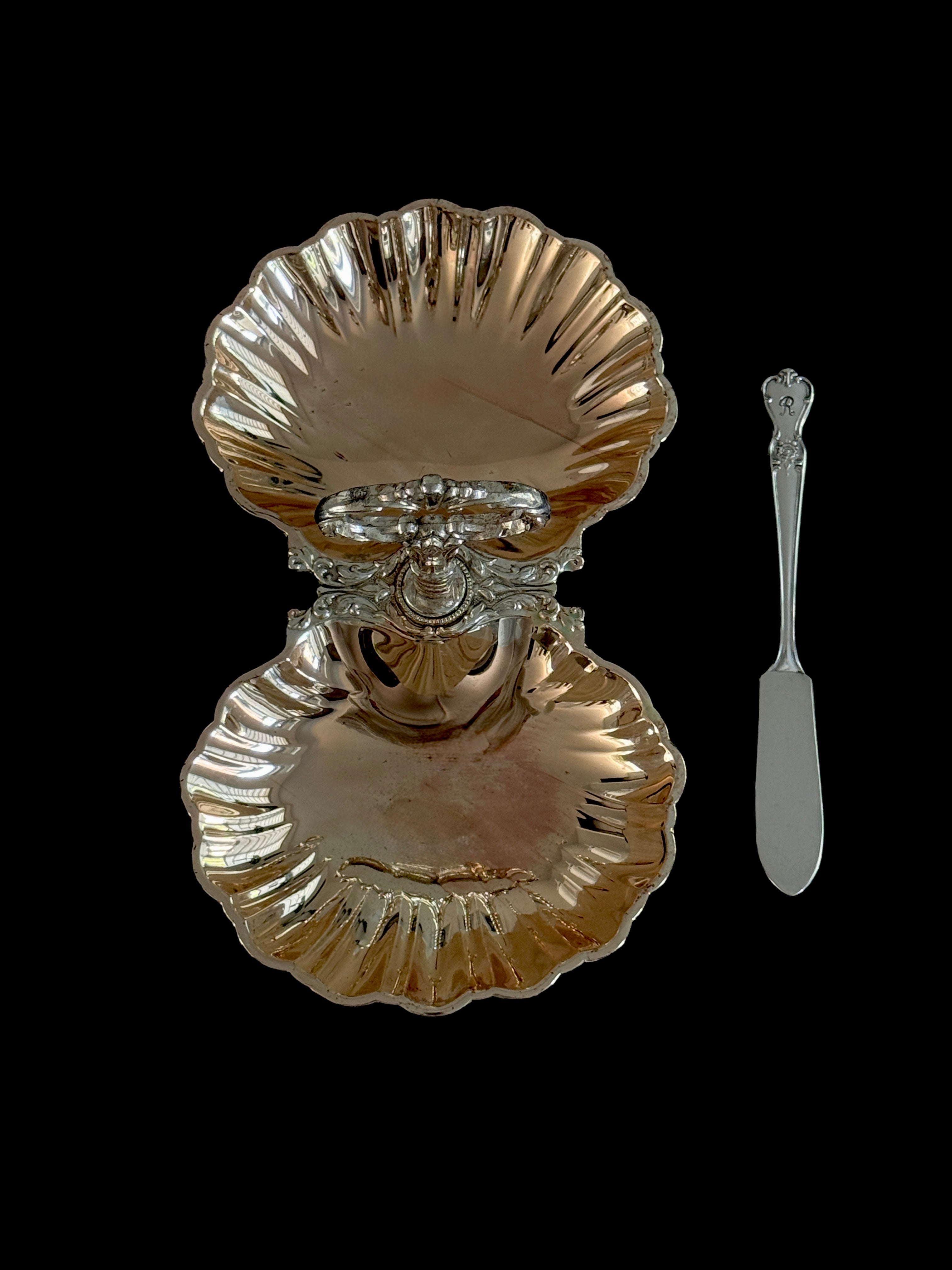 Double Shell Serving Dish