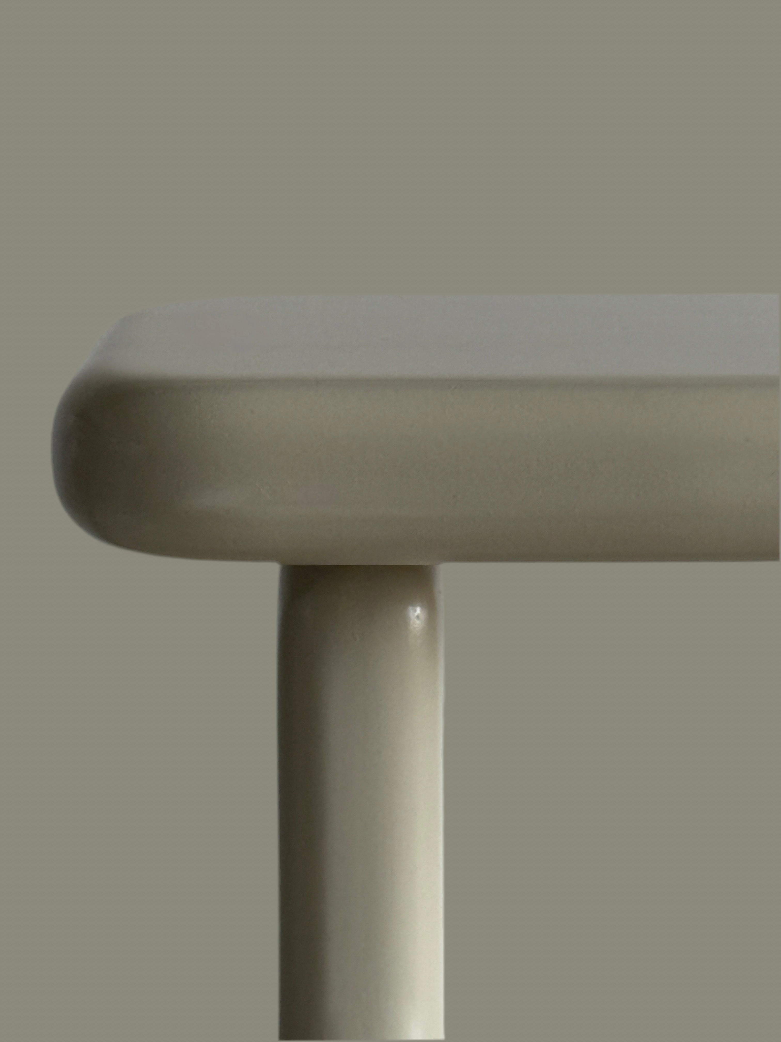 APOLLO Side Table