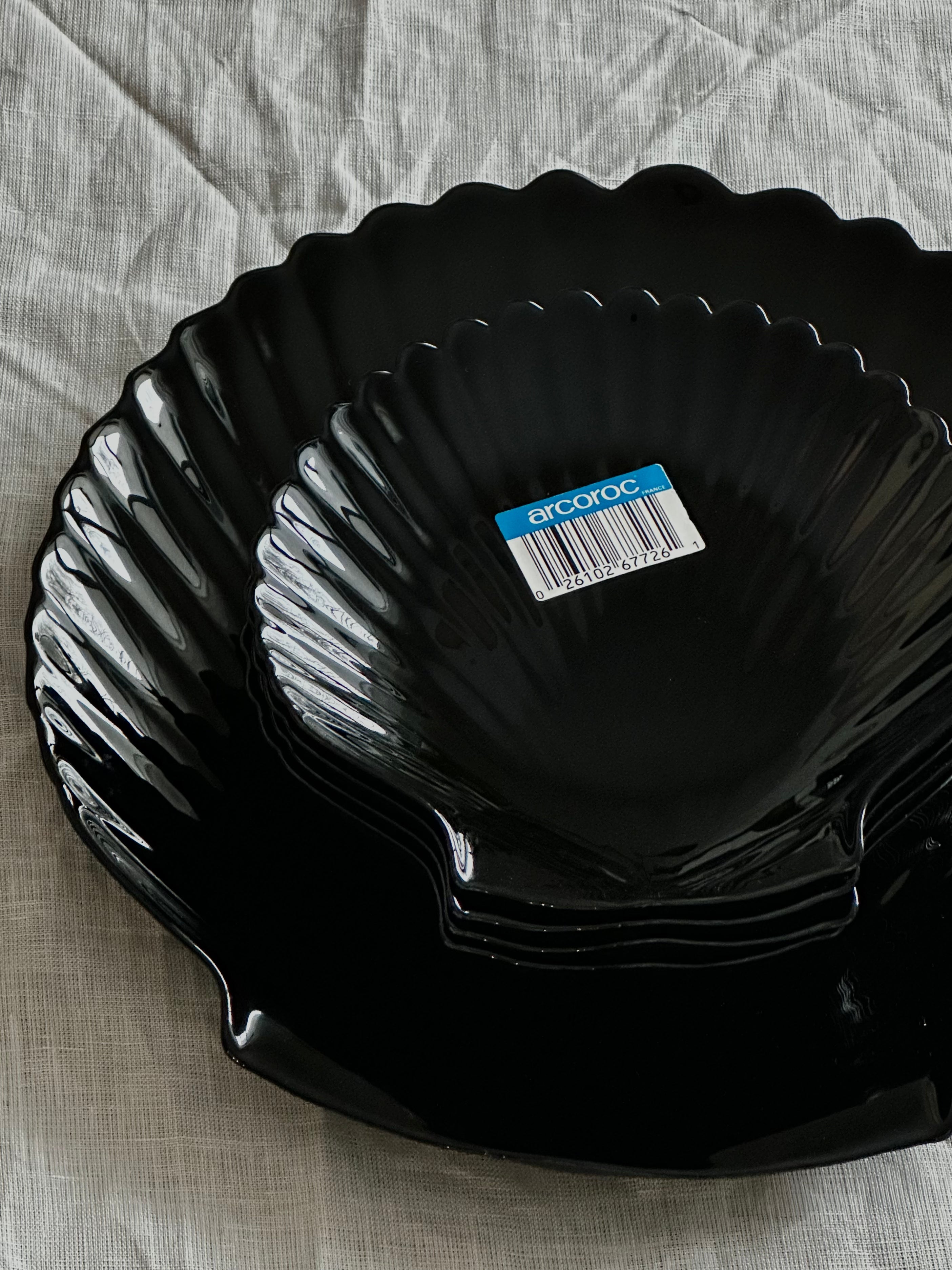Black Shell Shaped Plates - By Arcoroc France (5 PC)
