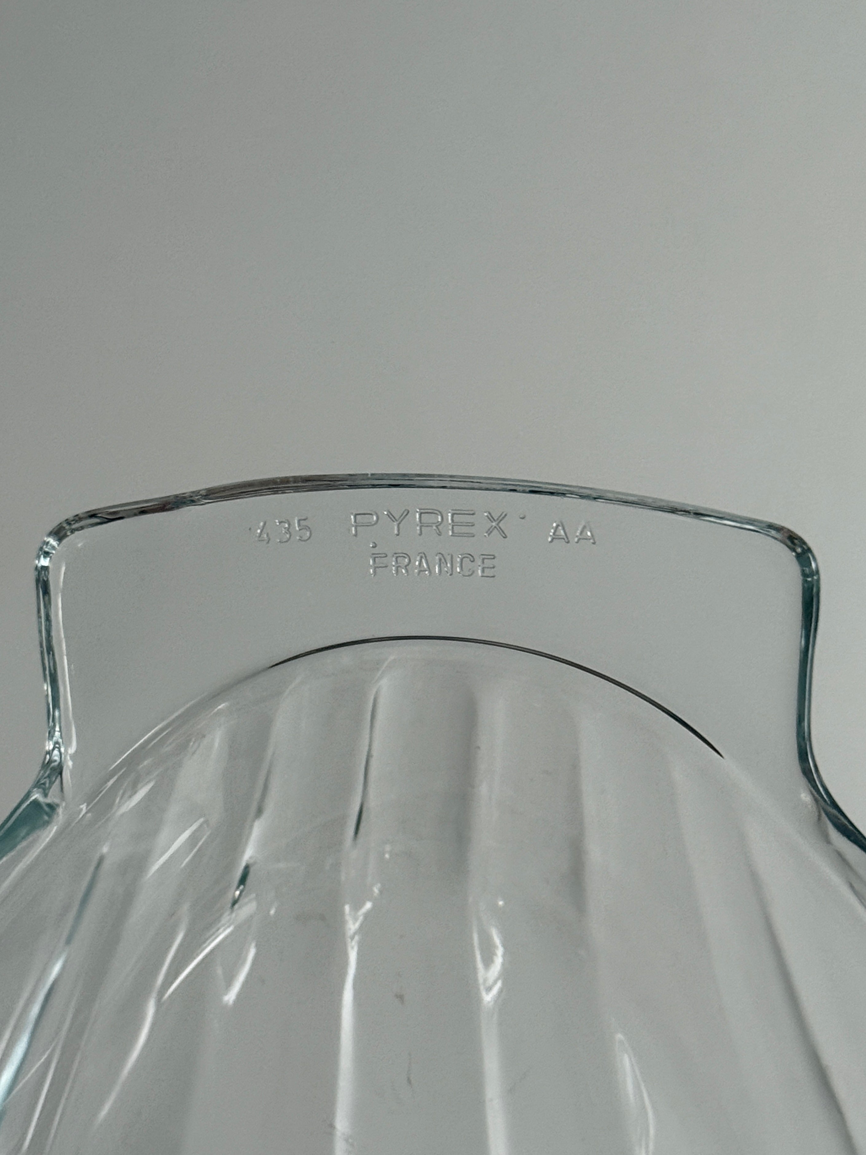 Pyrex France Shell Dish (set of 8)